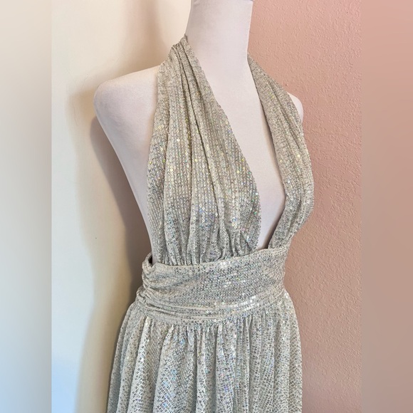 Lucy In The Sky Silver Sequin Halter Dress - Picture 5 of 17